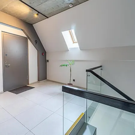 Apartment Sky With Free Parking And Balcony & Ac *