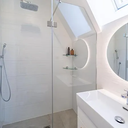 Sky With Free Parking And Balcony & Ac * Kaunas