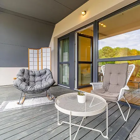 Apartment Sky With Free Parking And Balcony & Ac *